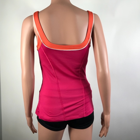 Nike Tank Top w/ Built-in Bra Size Small - Picture 3 of 6